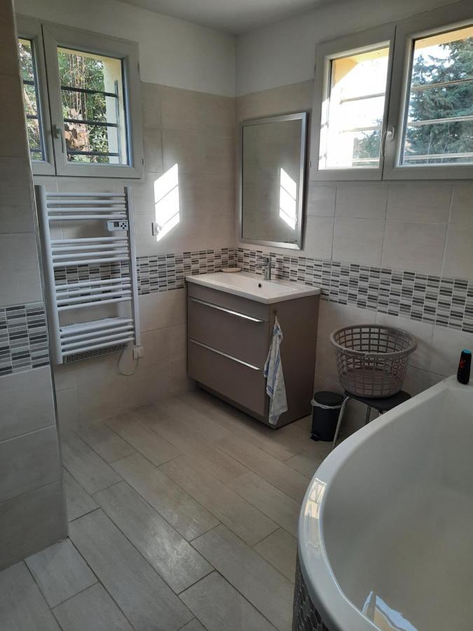 Maison Sur 2000M² D'Espace Vert. Bessan Buitenkant foto